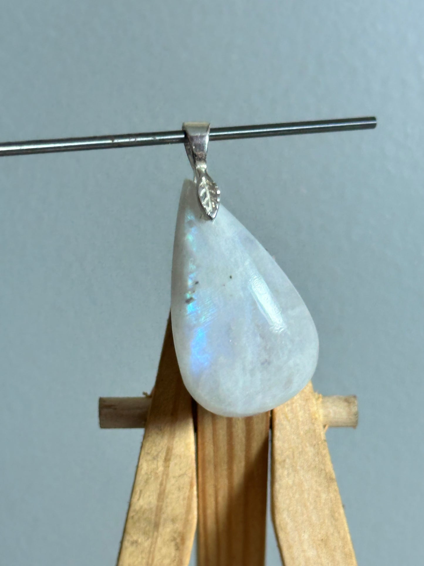 White Labradorite Pendant